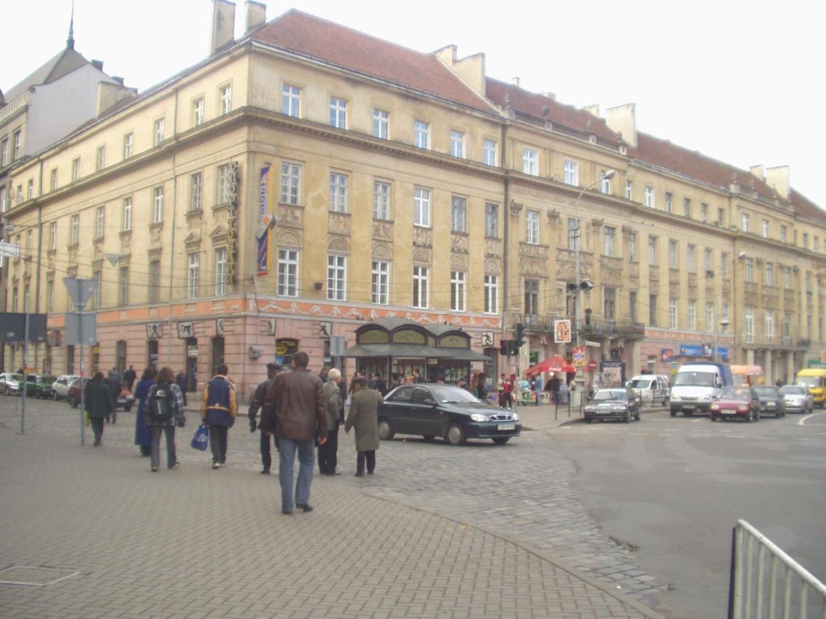 Two Bedroom Luxury Apartment Lviv Eksteriør bilde